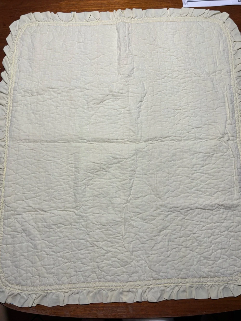 vintage hand-embroidered baby quilt now I lay me down to sleep Yellow Trim 35x40